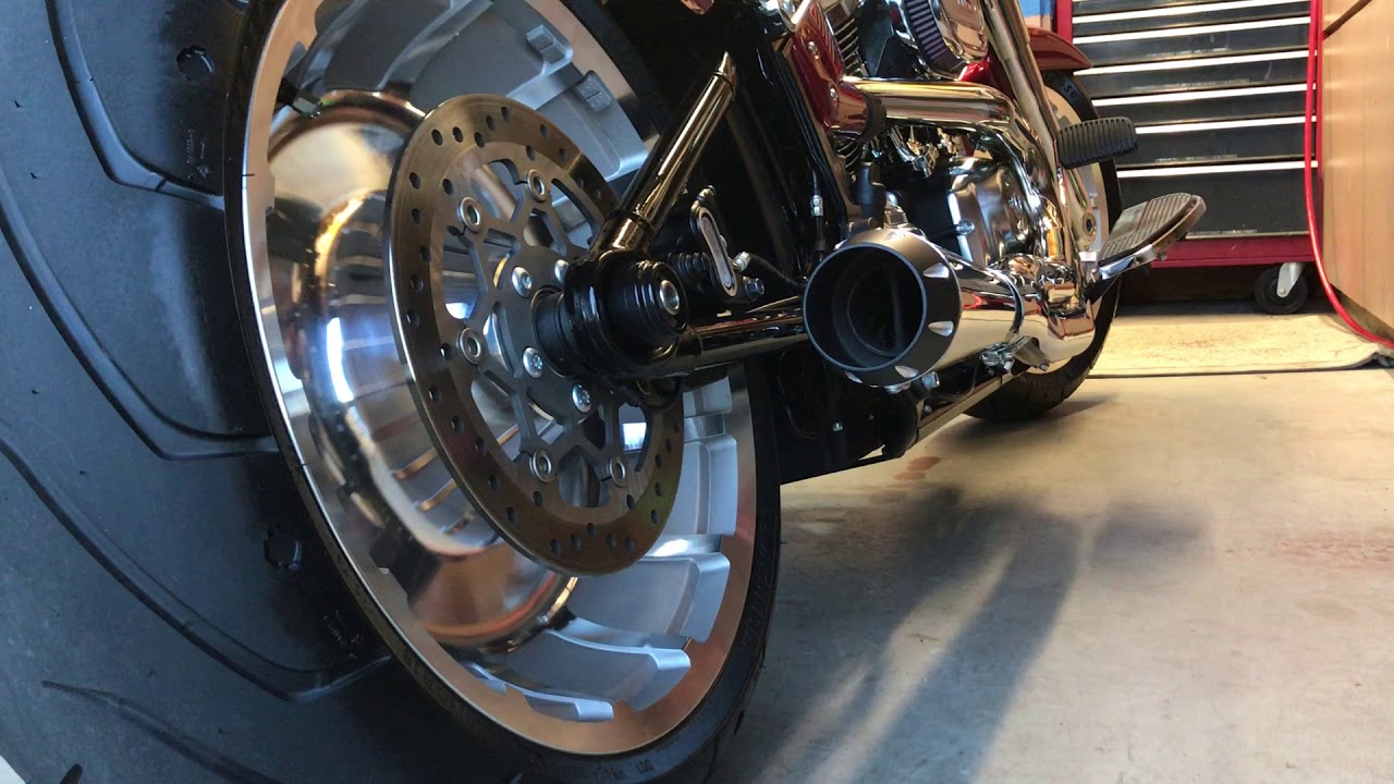 2018 Fat Boy Bassani Road Rage