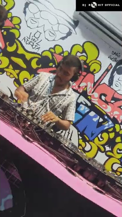 Stereo Hearts x Insane mashup Djrohitofficial out now #djlife #djrohitofficial #viral #mashup