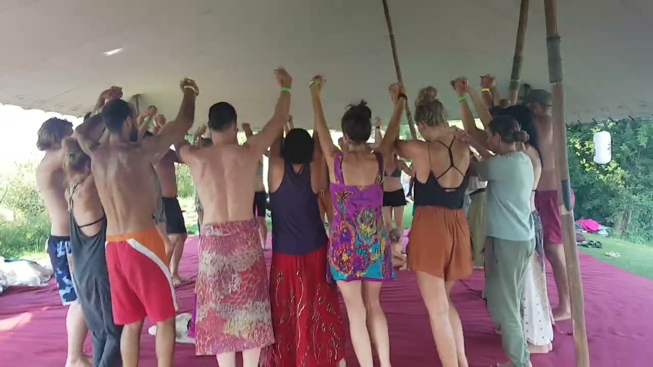 SOUNDMEDICINE RETREAT 2019 - DANCE OF UNIVERSAL PEACE mit Ijanna Sol und Max