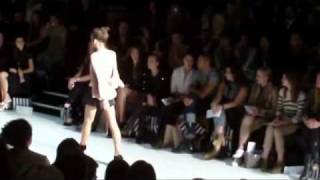 Mezi & Ruby Smallbone @ RAFW 2010