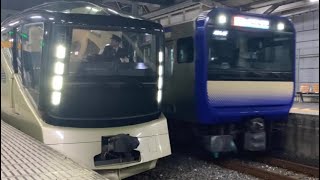 JR外房線誉田駅2番線を入線•発車するE001系TRAIN SUITE四季島号です。2023年12月9日撮影。