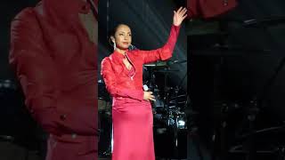 Nothing Can Come#Sade #NothingCanComeBetweenUs #80sGroove #SoulClassic #FeelGood #OldSchool