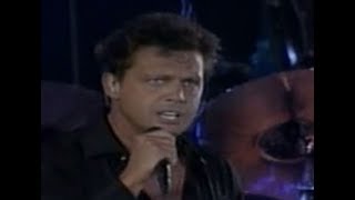 Miniatura del video "Luis Miguel - Hasta Que Me Olvides (Live - Estadio Azteca, México City 2002)"