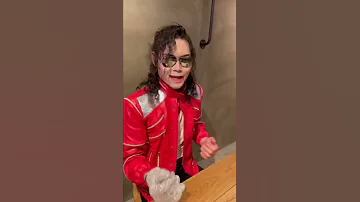 Try This Beat It Michaeljackton Moonwalk Kingofpop Mj Beatit Michaeljackson 