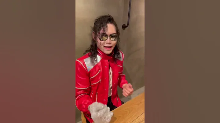 Try This🤭 『Beat It』 #michaeljackton #moonwalk #kingofpop #mj #beatit #michaeljackson