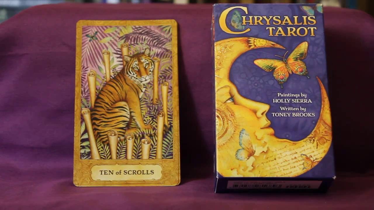 Deck Review/Flip Through of the Superlunaris Tarot Deck : r/TarotDecks