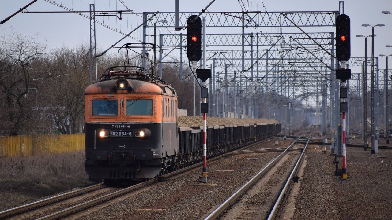 Skoda (182 064-6) z nisko burtowcami LTC |Warszawa Rembertów|