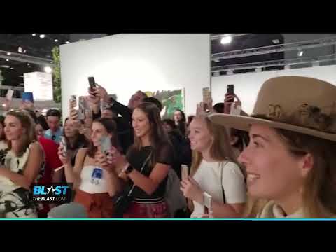 არტ ბაზელის გამოფენაზე, 120 ათას დოლარად გაყიდული ბანანი დავით დათუნამ შეჭამა