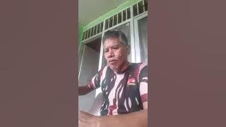 Kakek lucu nawarin kopi