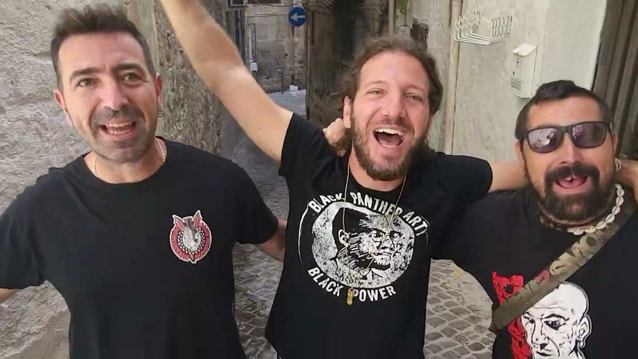 (2023) Official Videoclip | Riotta ft. Molestando A Los Vecinos | Cancion Necesaria