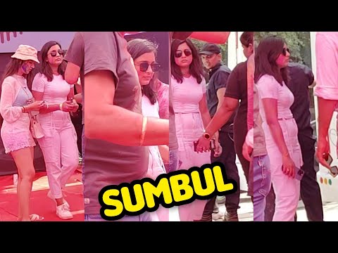 Sumbul Touqeer Khan Glimpse at Dunk Holi Festival | Kavya