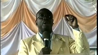 Pastor Paul Hussein Mubarakh Vunja Nguvu Ya Uisilamu Na Majini  Video