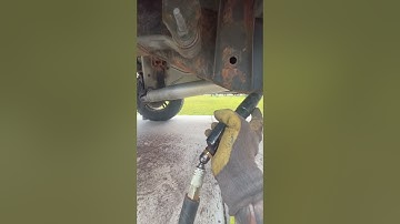 Rust removal made easy! #mechanic #rustremoval #needlescaler #rust