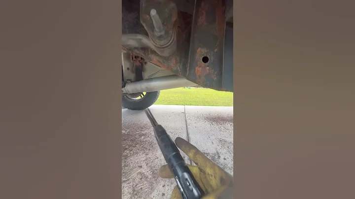 Rust removal made easy! #mechanic #rustremoval #needlescaler #rust