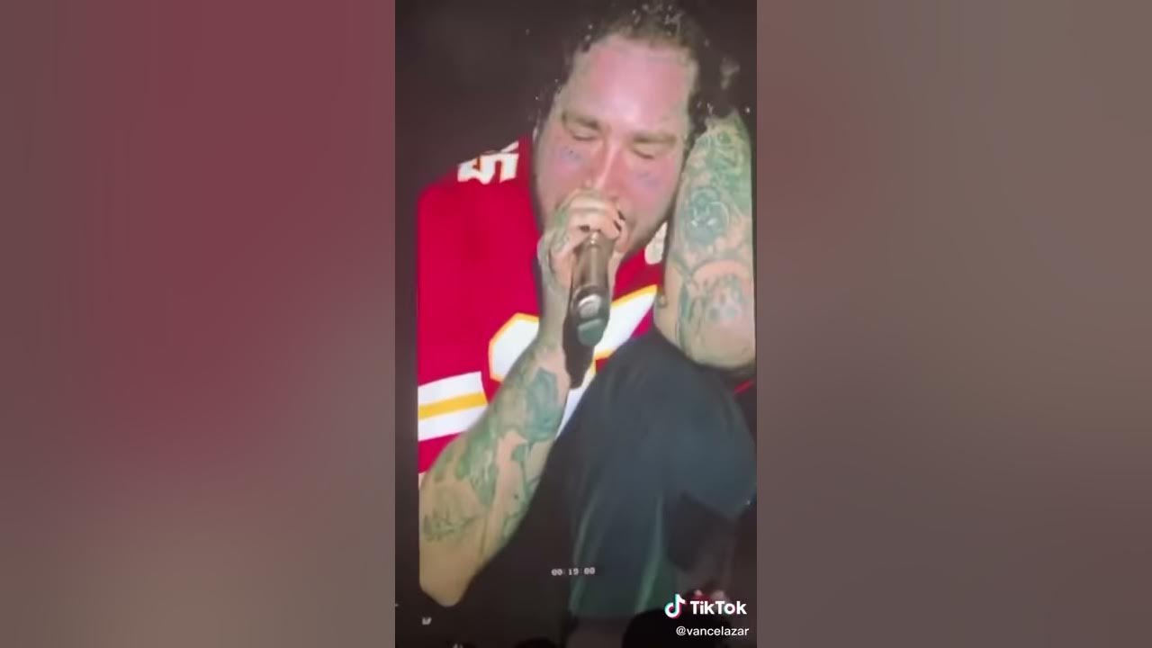 Post Malone drunk on stage #savepostmalone