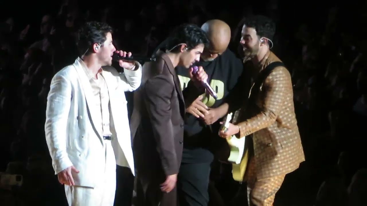 Jonas Brothers - Burnin' Up - Hershey, PA 8/17/25