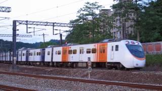 20170713 4027次 EMU800型四國彩繪 八堵站開車