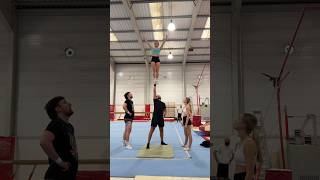 Crispy Basics π«‘ππΌββοΈ #shorts #cheer #stunting #stunts #coedstunts Crispy Basics π«‘ππΌββοΈ #shorts #cheer #stunting #stunts #coedstunts