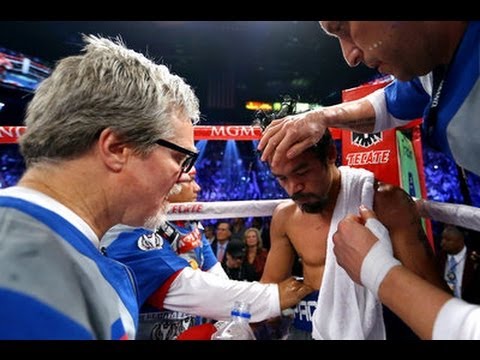Commentator Jim Lampley