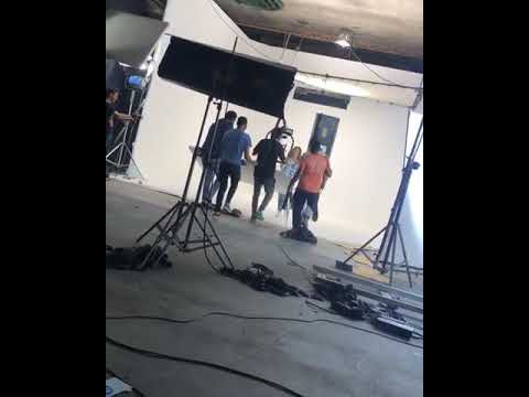 دنيا سمير غانم فى تصوير أغنية ازاى البنت تحبك من خلف الكواليس بس من جهة أخرى