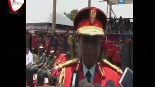 Gen Davis Mwamunyange Aagwa Rasmi