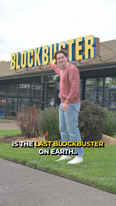 I Visited the Last Blockbuster On Earth 🍿