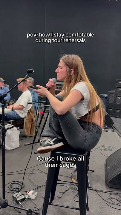Neoni - Royalty (rehearsal) #neoni #shorts #rehearsal #singer #royalty #vocals #tour