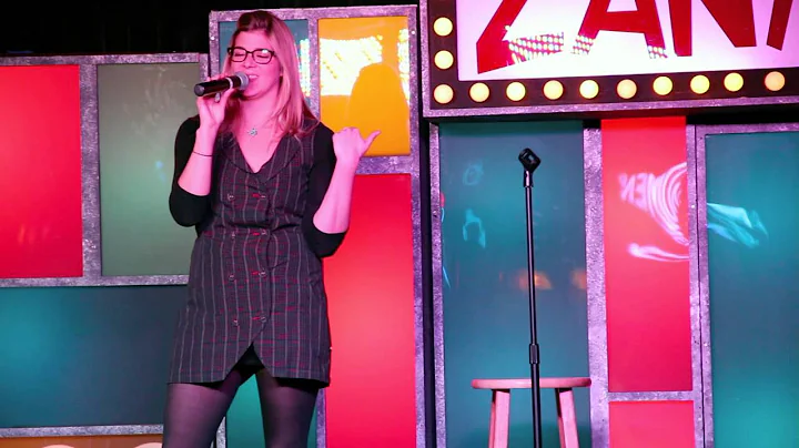Anne Root at Zanies Comedy Club, Chicago,IL
