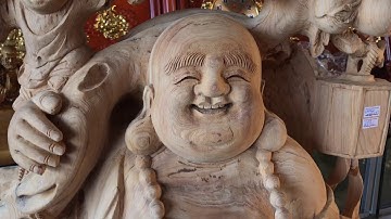 Báo giá 2 tác phẩm cụ di lặc ngồi gốc tùng gỗ hương vào cụ Di lặc các đào gỗ Ngọc am -Zalo0389889968