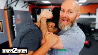 How to Do The Muay Thai Clinch