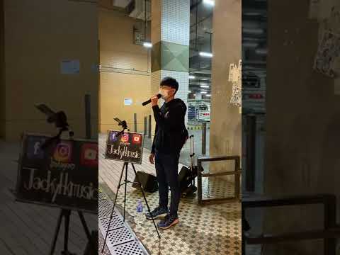 網絡歌手樂樂 - 霧之戀 (Alan Tam)|東涌逸東邨Tung Chung Yat Tung Estate Busking