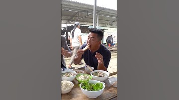 Xơi lợn ở chợ phiên Tây Bắc #sapatv #amthuc #chophientaybac #chamcheosapatv