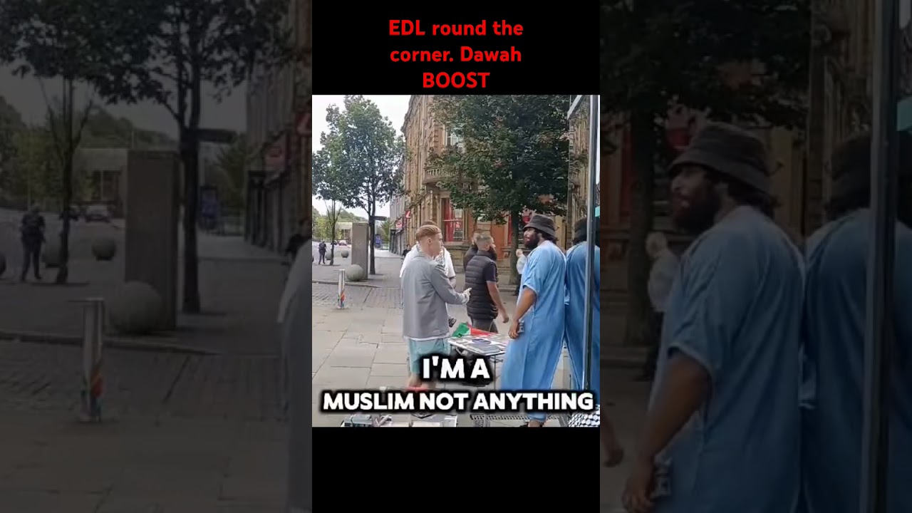 "EDL in Blackburn" Does not Stop "Dawah In Blackburn" | DawahUpNorth | 
