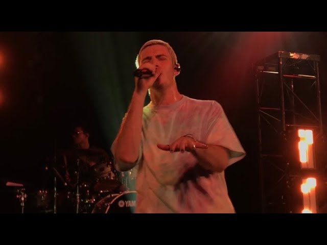 Lauv - Come Back Home/Chasing Fire Medley (Live2019) class=