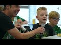 Stöger & Omlin roasten sich bei Kinder-PK 🎙️😀