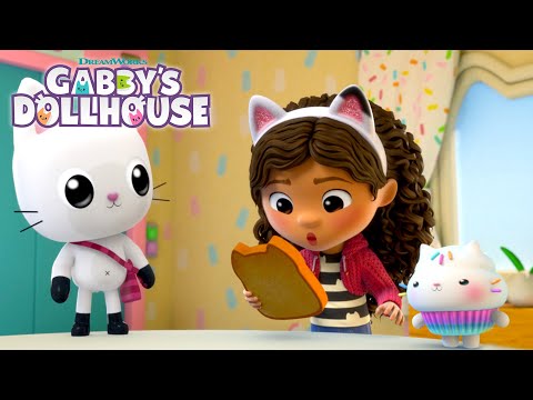 Gabby's Dollhouse - Travel Song (Charm Bracelet Treasure Hunt) 