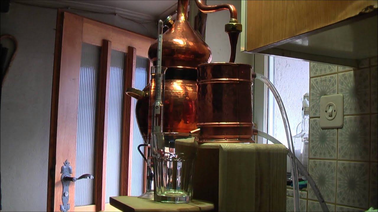 Alembik Destillatio Destillation - YouTube