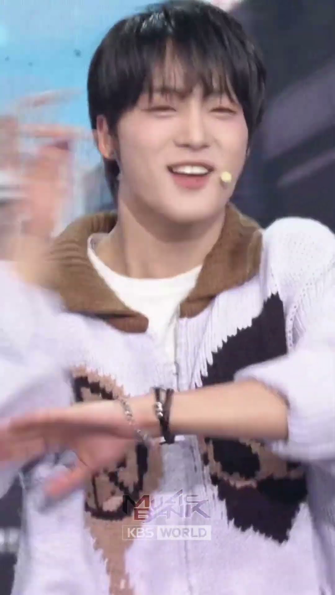 Flow - Big Ocean #Flow #BigOcean #빅오션 #Shorts #MusicBank | KBS WORLD TV