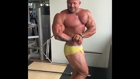 Video muscle god