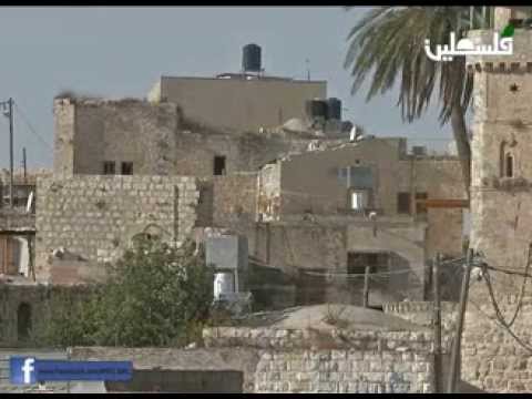 فيديو: بلدة بالقرب من الثكنات القديمة