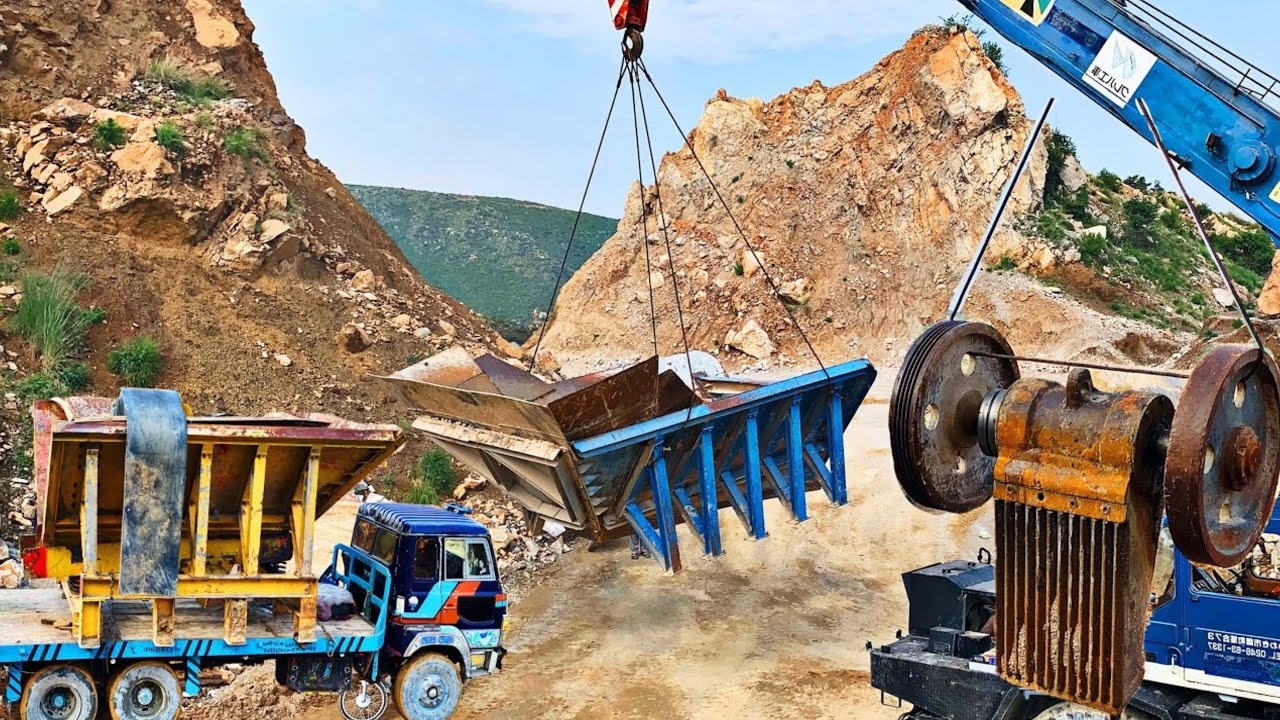 Top of the Mountain Installation and Replacement of Crusher Machine |How to Installtion and Replace 