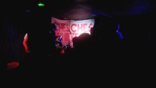 Video thumbnail of "Seegulls - Explode (Chester Live, 19/6/2016)"