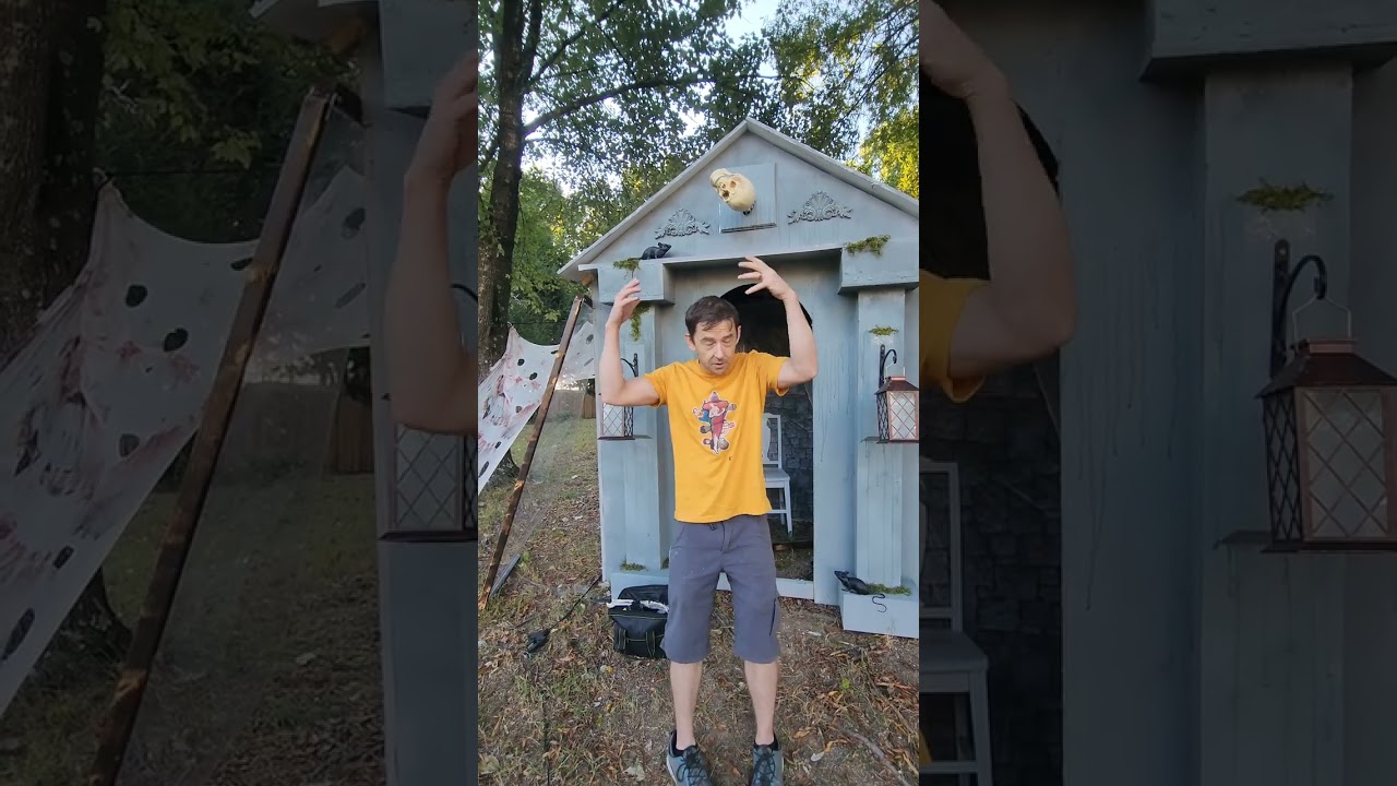 DIY Halloween Pepper's Ghost and Mosoleum Prop Tips