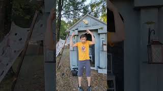 DIY Halloween Pepper's Ghost and Mosoleum Prop Tips