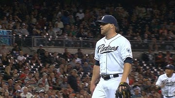 CIN@SD: Kelley strikes out the side in the 7th