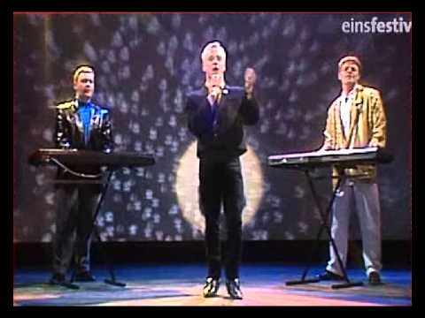 Modtager alligevel Holde Bronski Beat - Hit That Perfect Beat (Live 1985) - YouTube