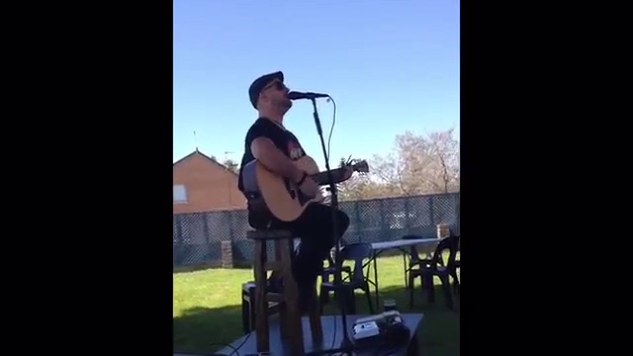 Acoustic Royale / Christian Parkinson (Perth Australia)