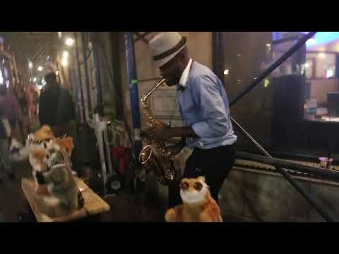 unbelievable-nyc-saxophone-performance---careless-whisper