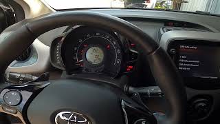 How to Enable or Disable DAB Traffic Announcements in Toyota Aygo II ( 2014 – 2021 ) | Manage TA screenshot 5