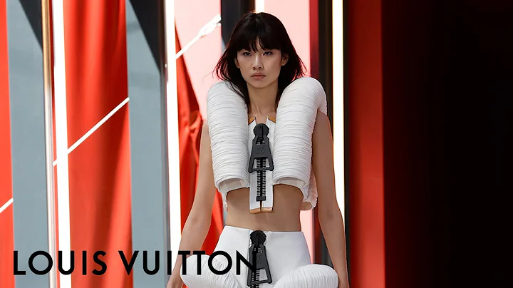 Women's Spring-Summer 2023 Show | LOUIS VUITTON - DayDayNews